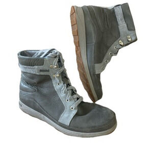 Chaco Women’s‎ Waterproof Hiking Castlerock Boots Sz 8 Gray Leather Hi-top Clean